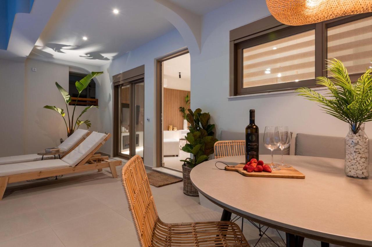 Mariann Premium Suites Lardos Exterior photo